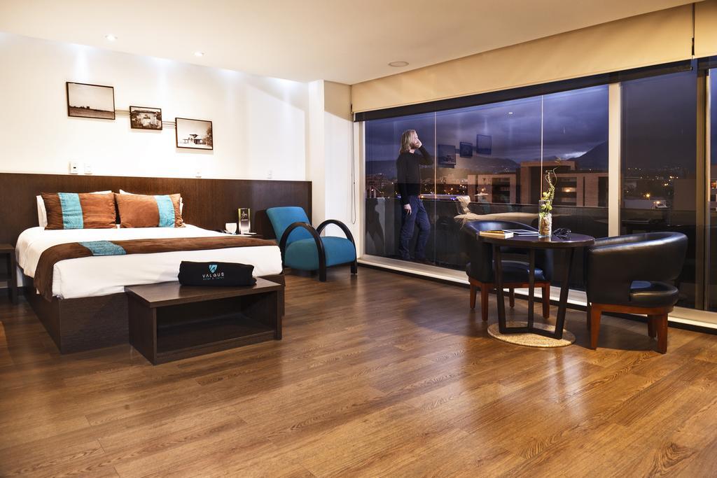 Hotel Valgus Cuenca Kültér fotó