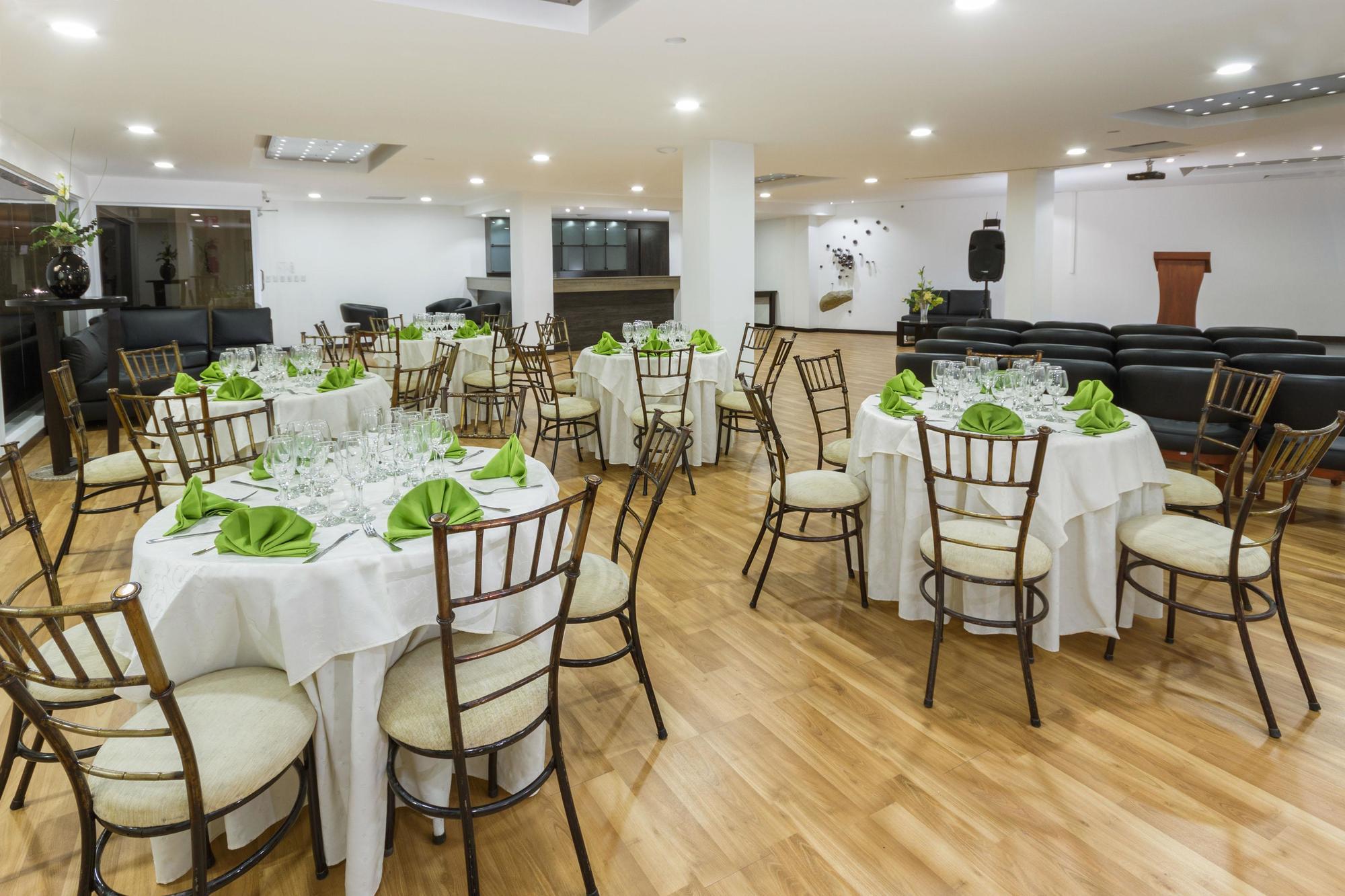 Hotel Valgus Cuenca Kültér fotó