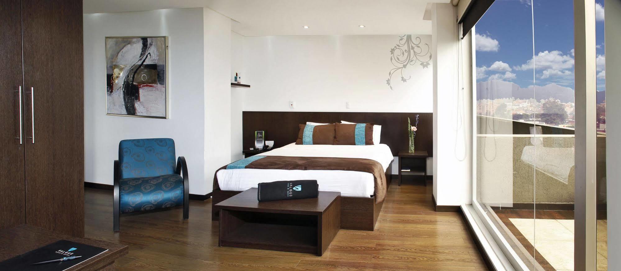 Hotel Valgus Cuenca Kültér fotó